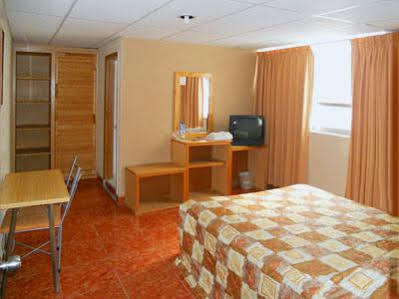 Hotel Plaza El Dorado Pachuca Kültér fotó